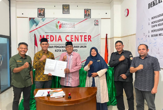 Penandatanganan MOU dengan Muhammadiyah dan Aisyiyah