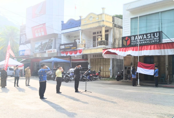 Upacara Peringatan HUT ke-81
