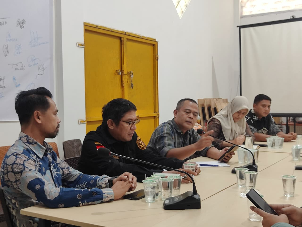 Koordinasi KPU swl ke Bawaslu swl