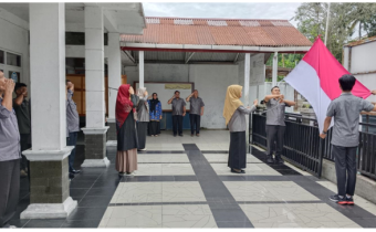 Dengan Tema "Gotong Royong Membangun Peradaban dan Pertumbuhan Global" Bawaslu Kota Sawahlunto Gelar Upacara Hari Lahirnya Pancasila.