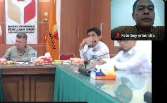 membentuk karakter kepemimpinan dan pengelolaan Organisasi.
