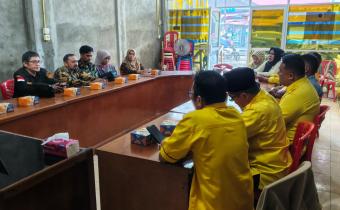 Bawaslu Sawahlunto Gelar Roadshow dan Konsolidasi Kepemiluan ke Partai Golkar.