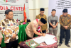 Penanda tanganan PKS oleh Jeffry Hibatullah (Ketua Kwartir Cabang 11 Gerakan Pramuka Kota Sawahlunto)